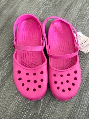 CROCS Hot Pink Mary Jane size 10
